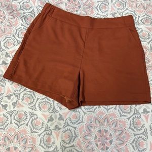 🔅Nine West Dressy Shorts size Large
